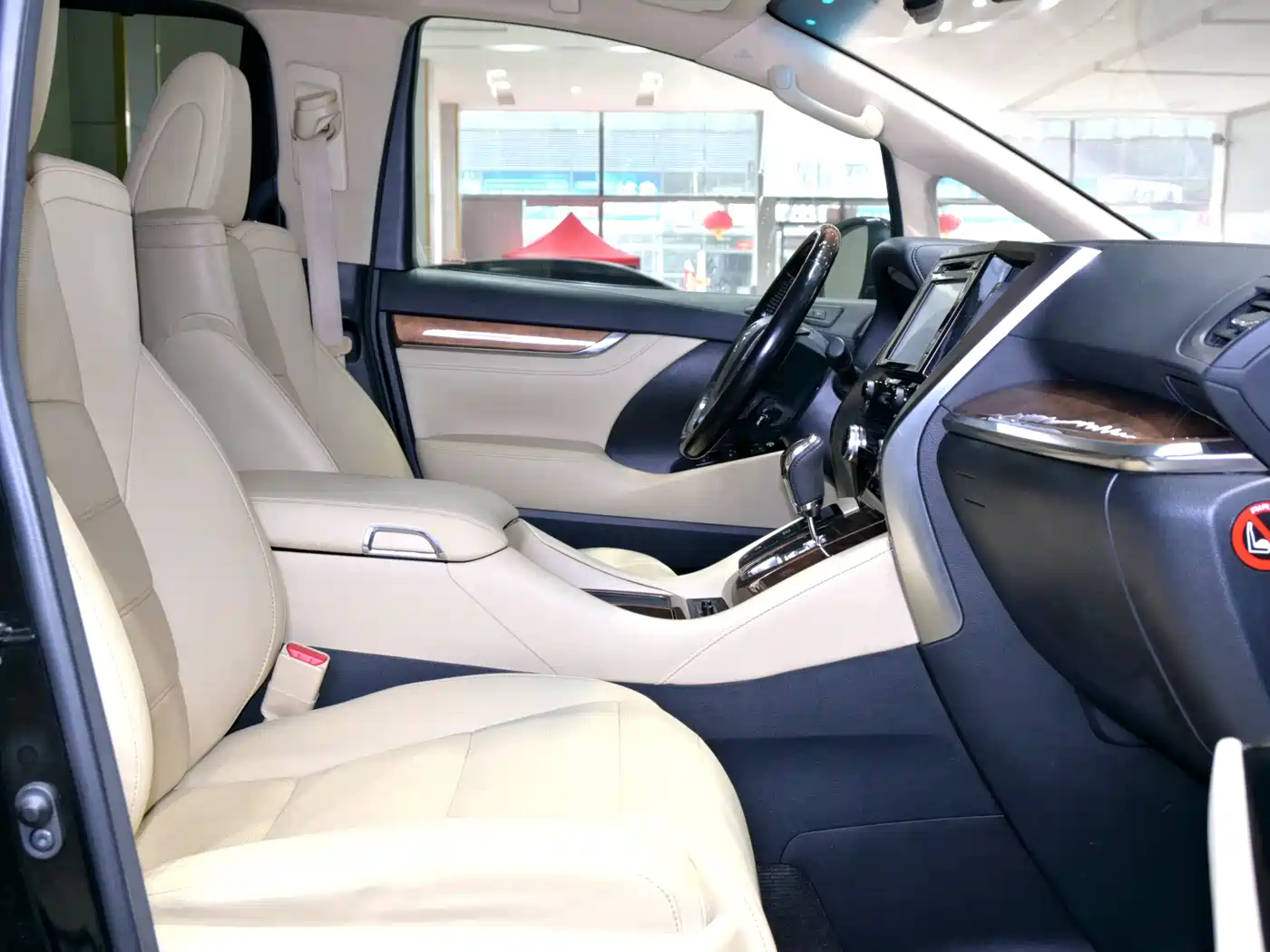 Toyota Alphard 2015 3.5L Premium Edition фото 11