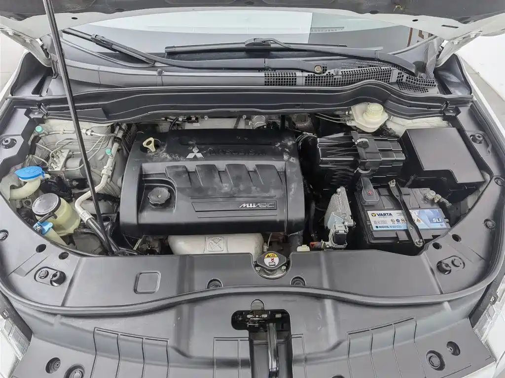 Haval H6 2014 Sport 2.4L Automatic Elite фото 6