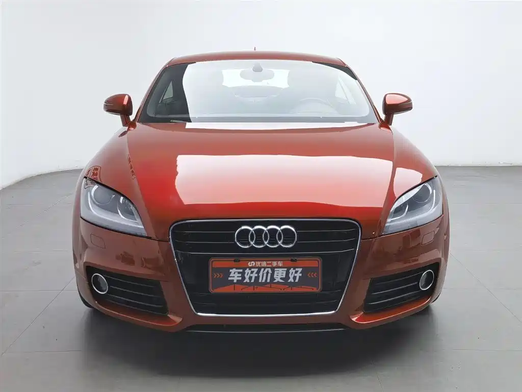 Audi TT 2011 TT Coupe 2.0TFSI фото 3