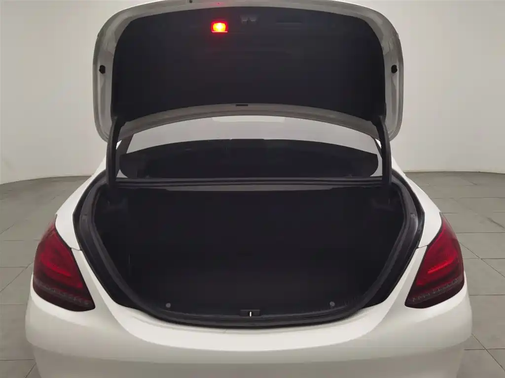 Mercedes-Benz C-Class 2019 C 260 L Sport фото 16
