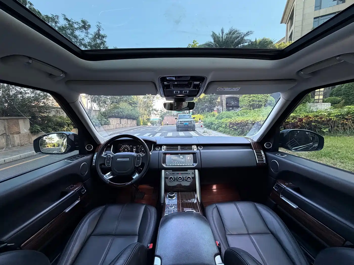 Land Rover Range Rover 2017 3.0 SC V6 Vogue фото 9