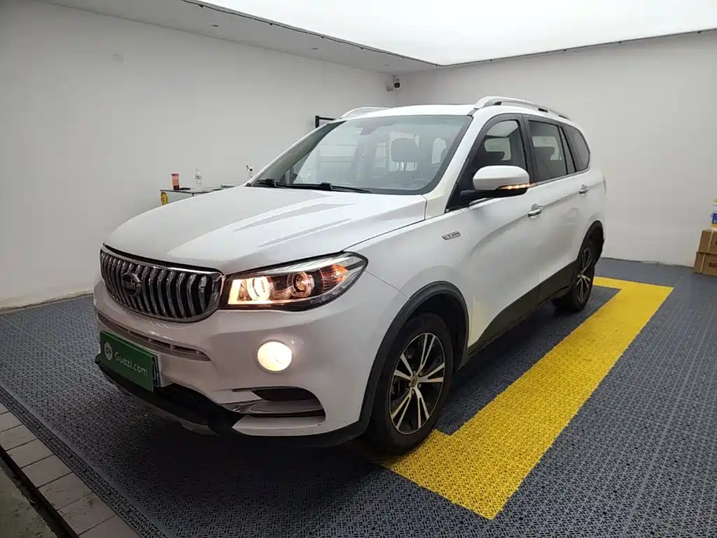 SWM Motor SWM X7 2019 2018 1.8L Manual Comfort 7-Seater