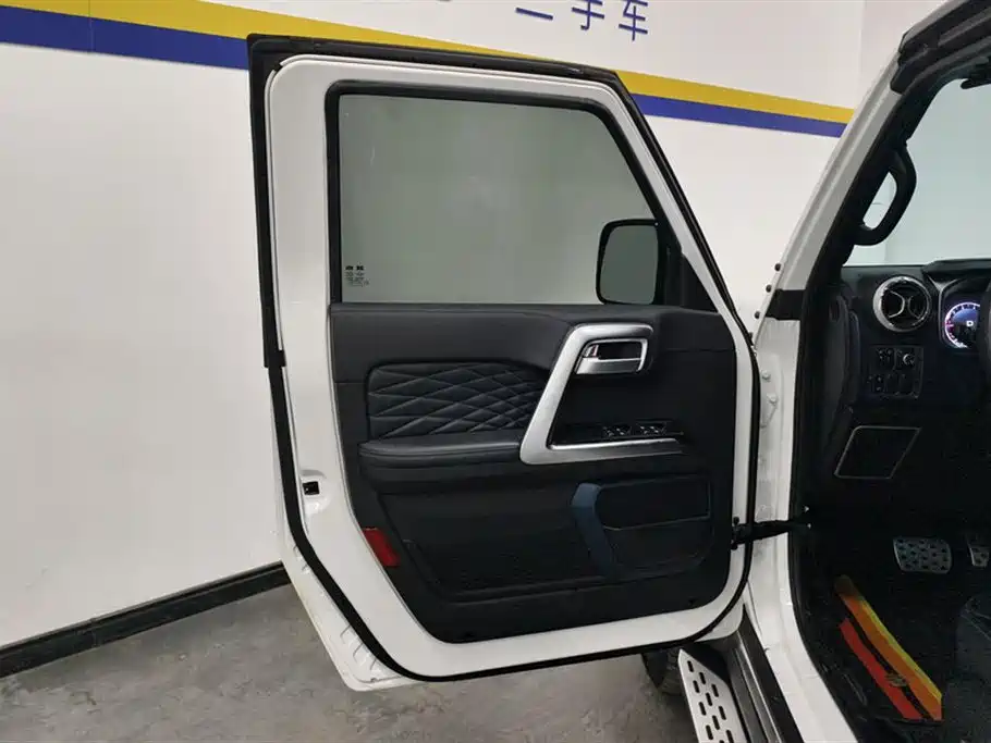 BAIC ORV Beijing Offroad BJ40 2019 PLUS 2.3T Automatic 4WD Luxury Edition China VI фото 7