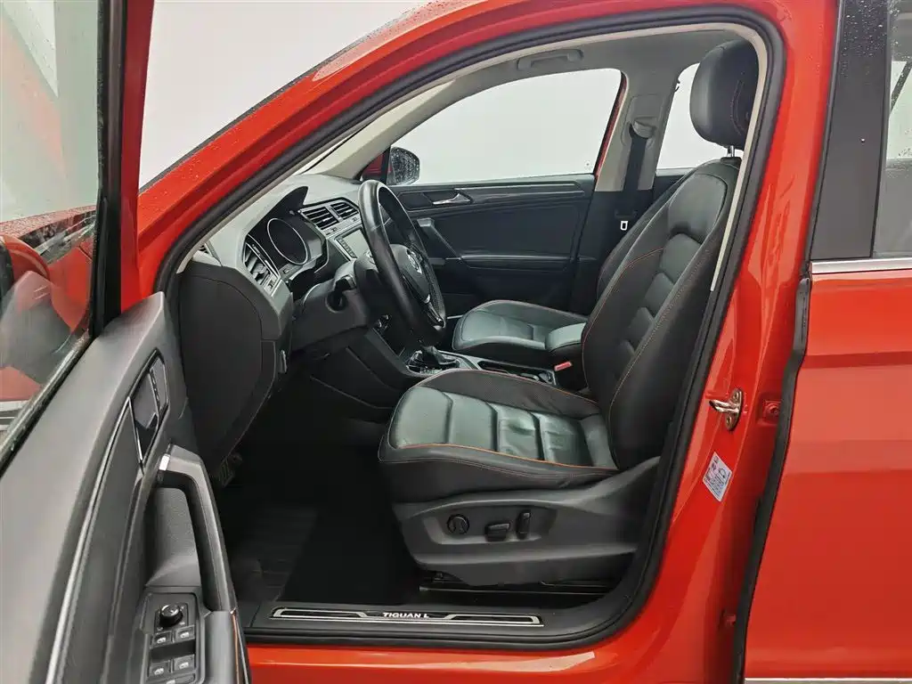 Volkswagen Tiguan L 2018 330TSI Automatic 2WD Flagship Edition фото 10