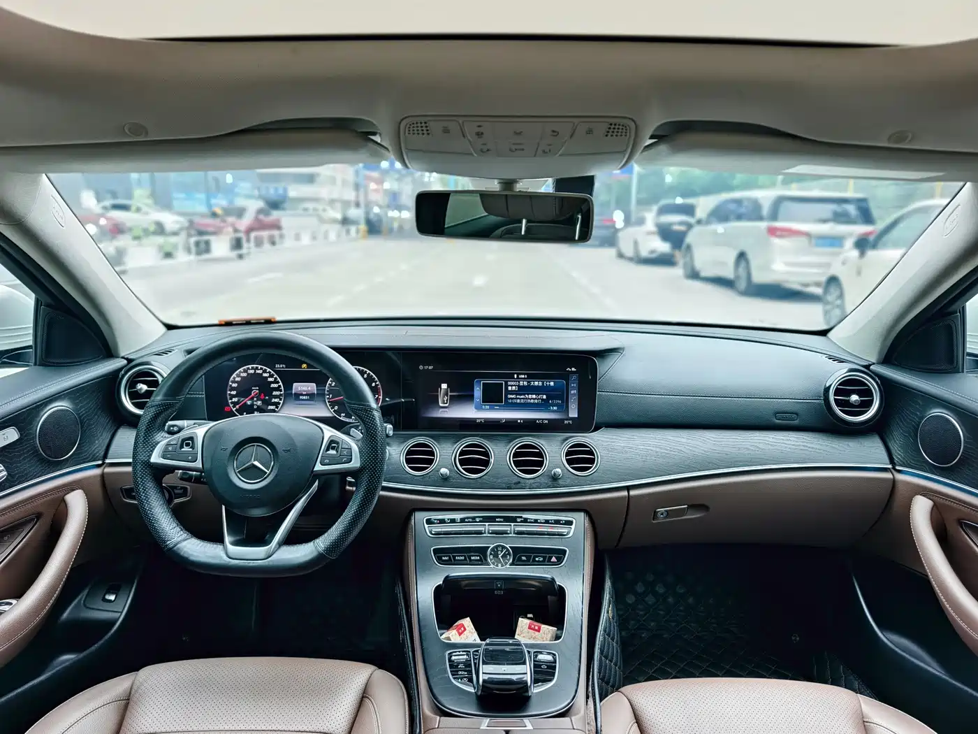 Mercedes-Benz E-Class 2017 E 300 L Sport Luxury фото 5
