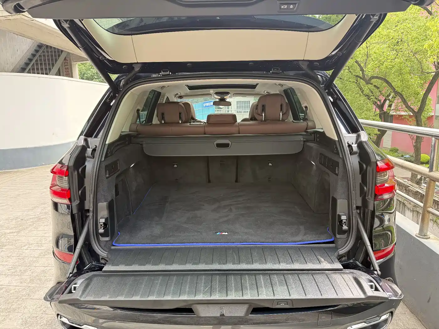 BMW X5 (Import) 2021 xDrive30i X Design Package фото 10
