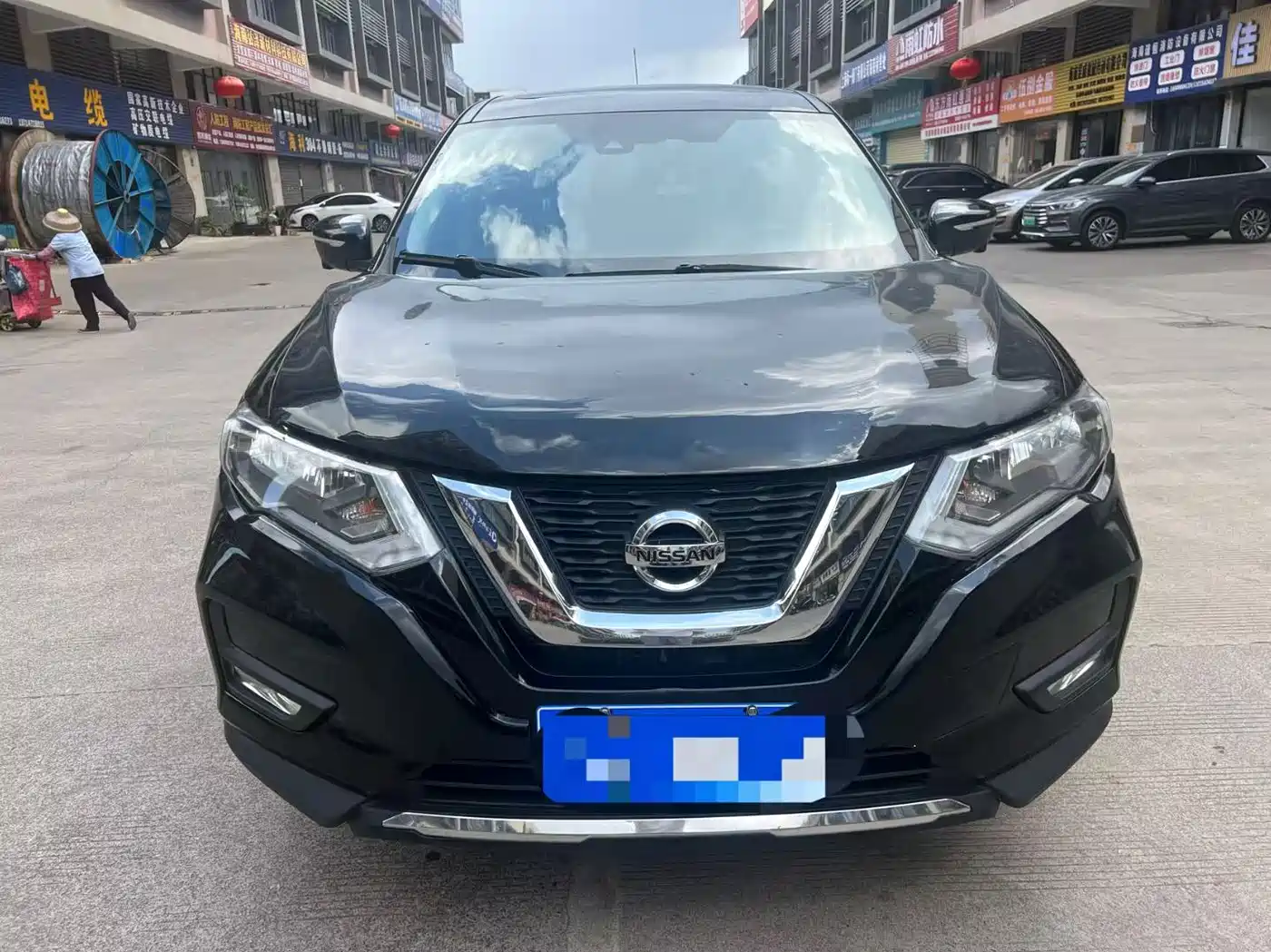 NISSAN QIJUN