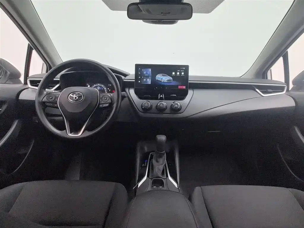 Toyota Corolla 2023 1.5L Pioneer Edition фото 5