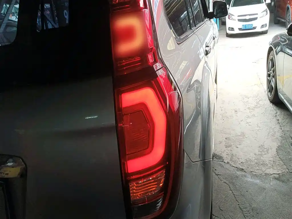 Haval H9 2016 2.0T 4WD Luxury 7-seater фото 24