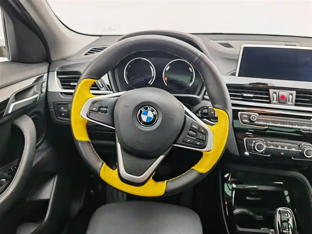 BMW X2 (Import) 2019 sDrive20i M Off-Road Package China VI фото 11