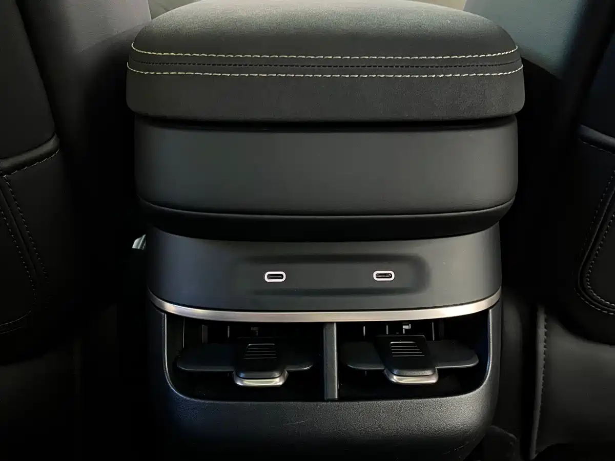 Zeekr 007GT 2025 Long Range RWD Smart Driving Edition 100kWh фото 27