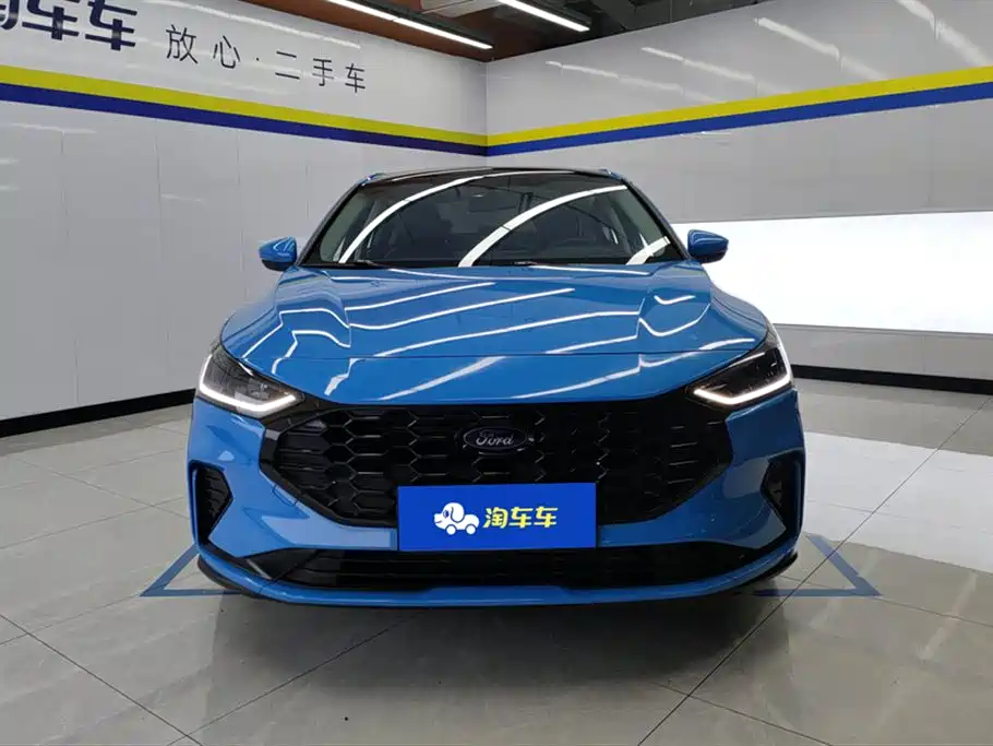 FORD FOX