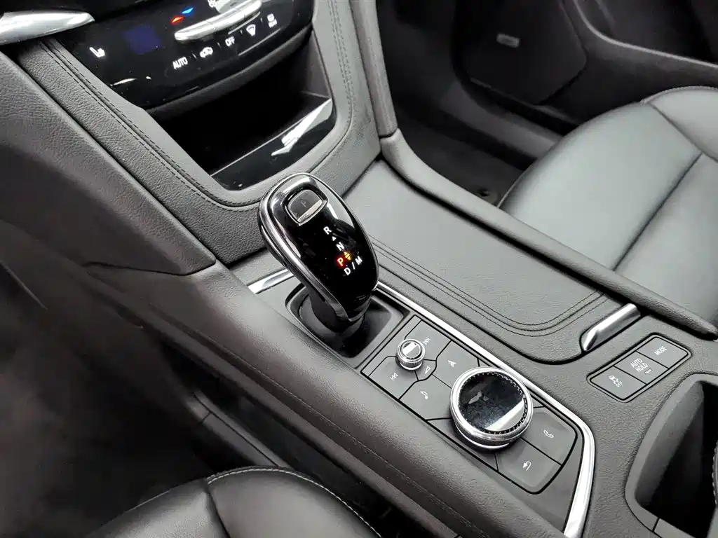 Cadillac XT6 2020 28T 6-Seater 4WD Luxury Model фото 13