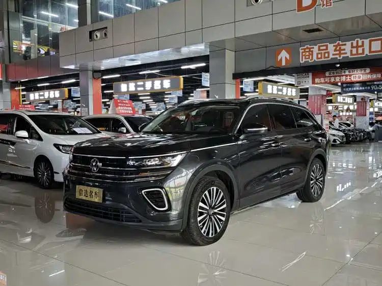 Volkswagen Talagon 2023 330TSI Luxury Touring Edition