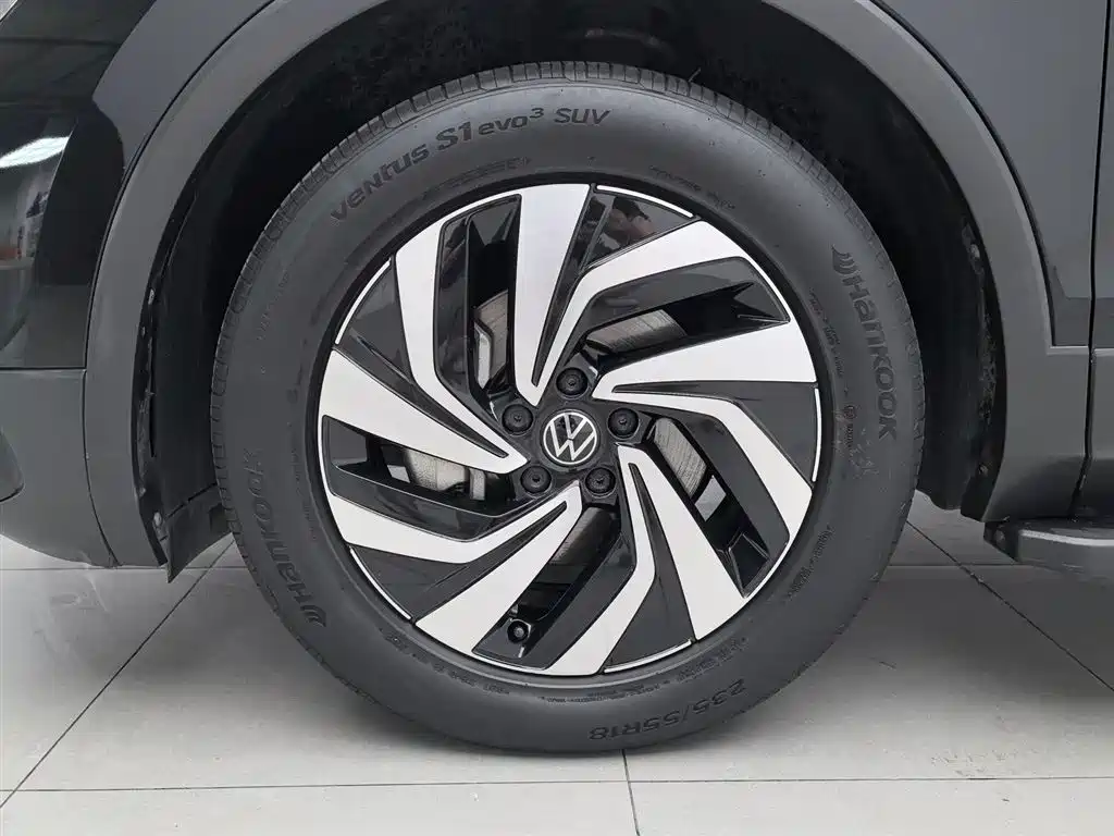 Volkswagen Tiguan L 2024 300TSI Auto 2WD Smart Edition фото 17