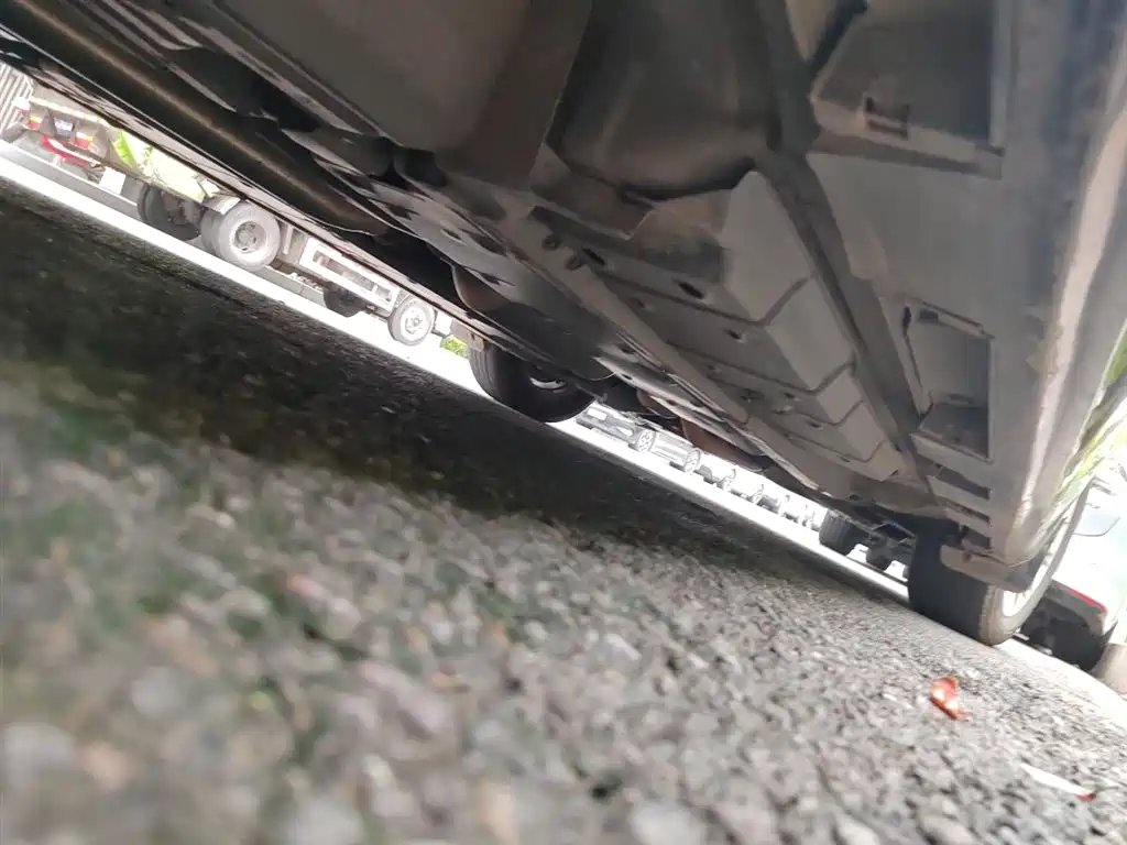 Toyota Camry 2015 2.0G Leading Edition фото 19
