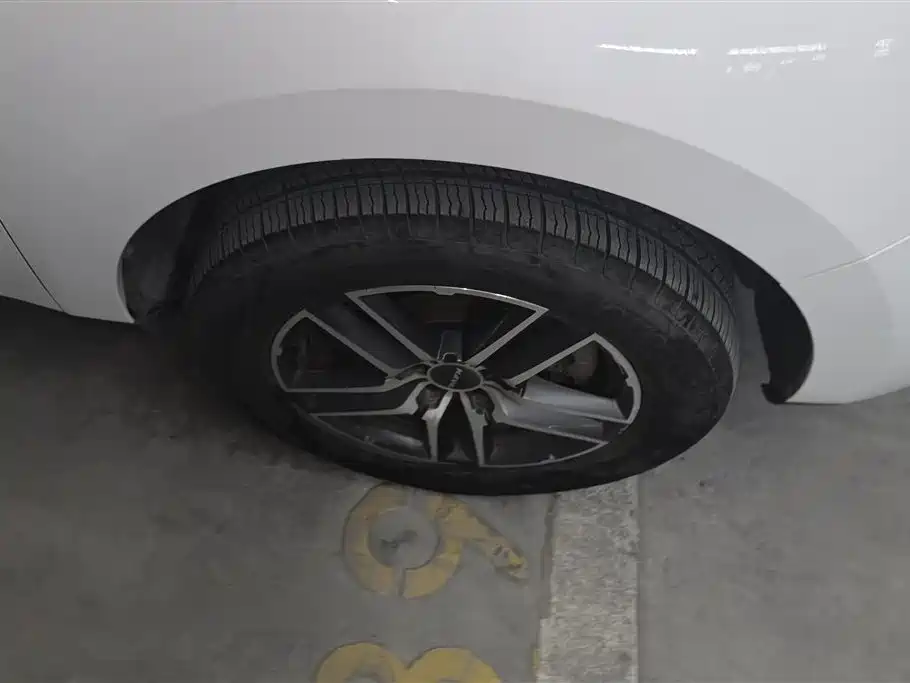 Haval F5 2020 1.5T DCT i-Type фото 6