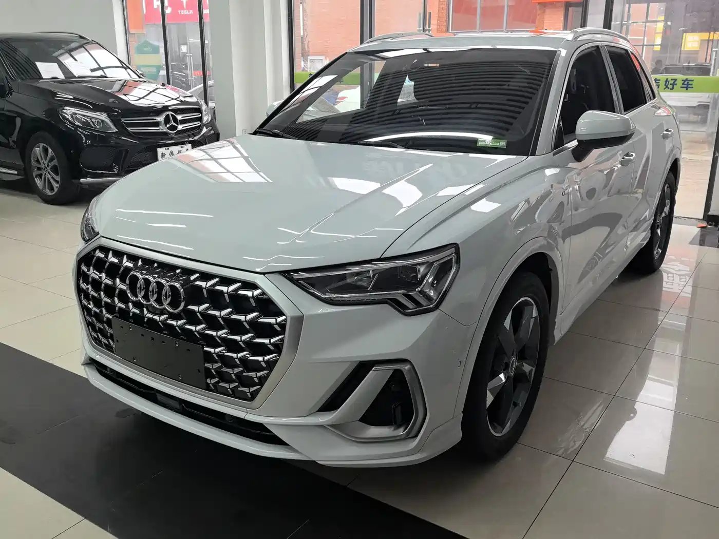 Audi Q3 2024 35 TFSI Fashion Sport