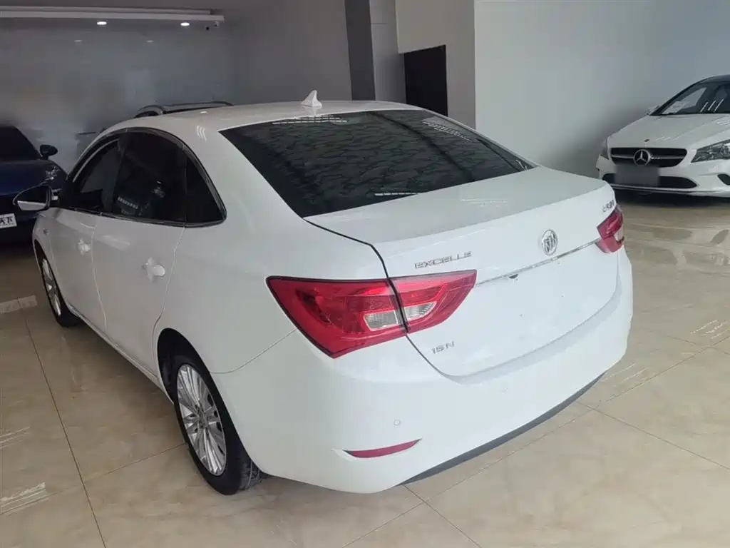 Buick Excelle 2017 15N Automatic Elite фото 5
