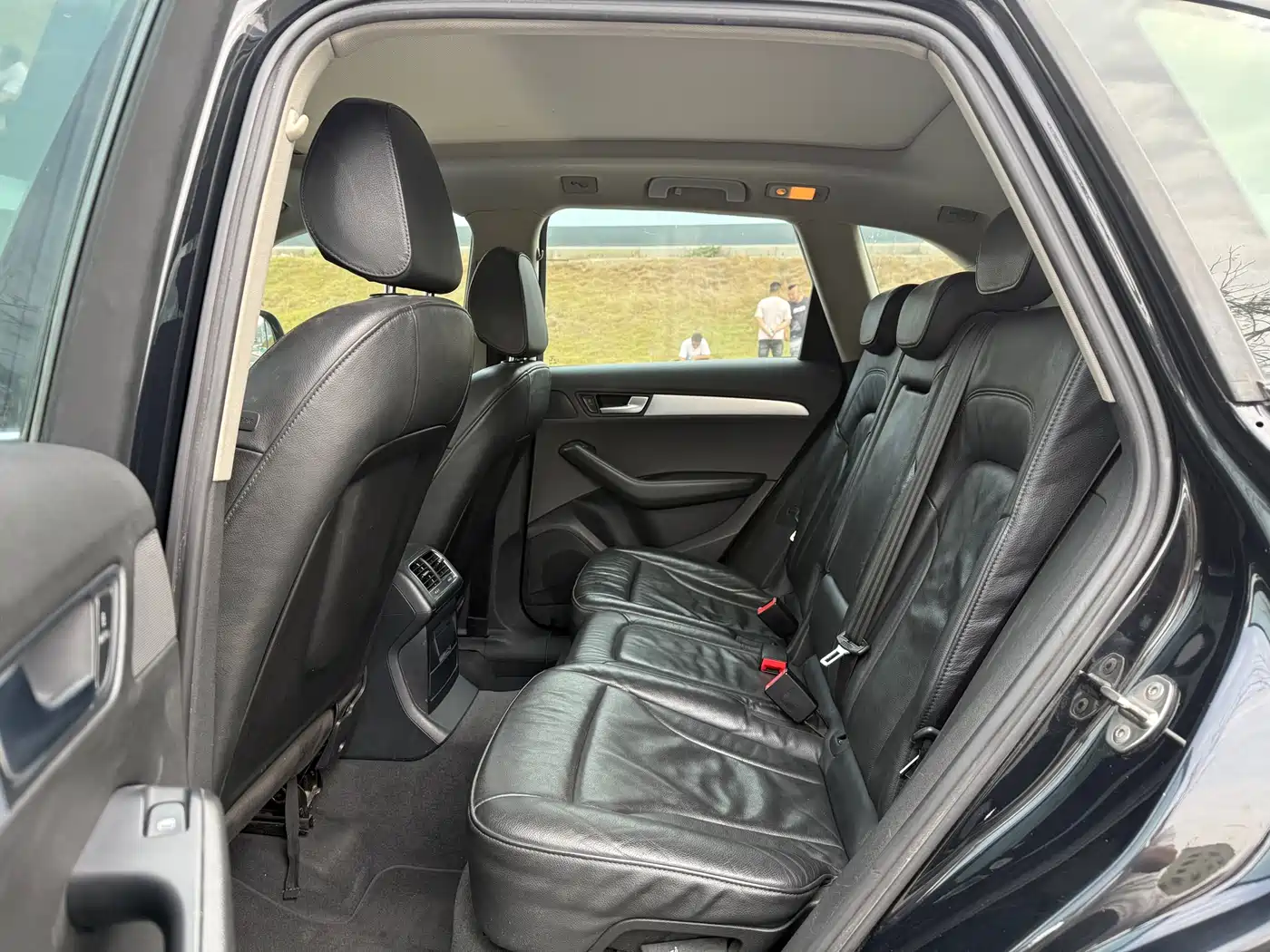 Audi Q5 2012 2.0TFSI Luxury фото 9