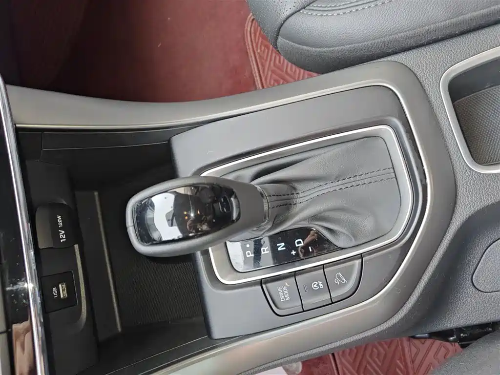 Hyundai Beijing Hyundai ix35 2019 2.0L Automatic 2WD Zhiyong·Enjoy China V фото 9