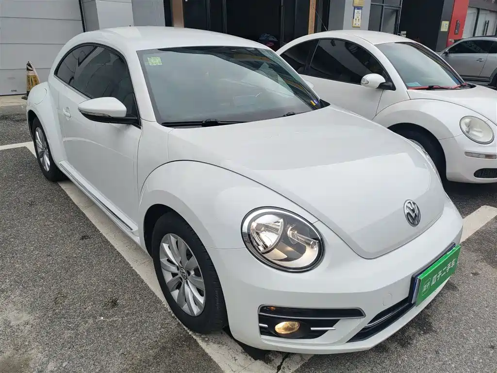 Volkswagen Beetle 2018 180TSI Easy Joy Edition фото 22