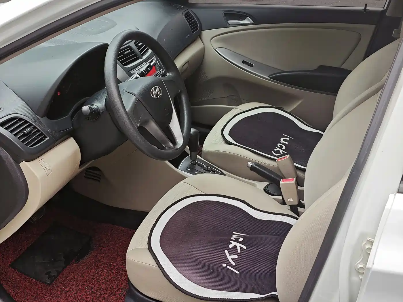 Hyundai Verna 2014 1.4L Automatic Smart GLS фото 10