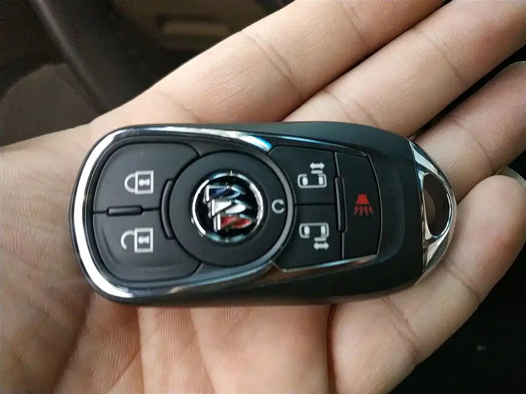Buick GL8 2021 ES Landlord 653T Premium фото 17