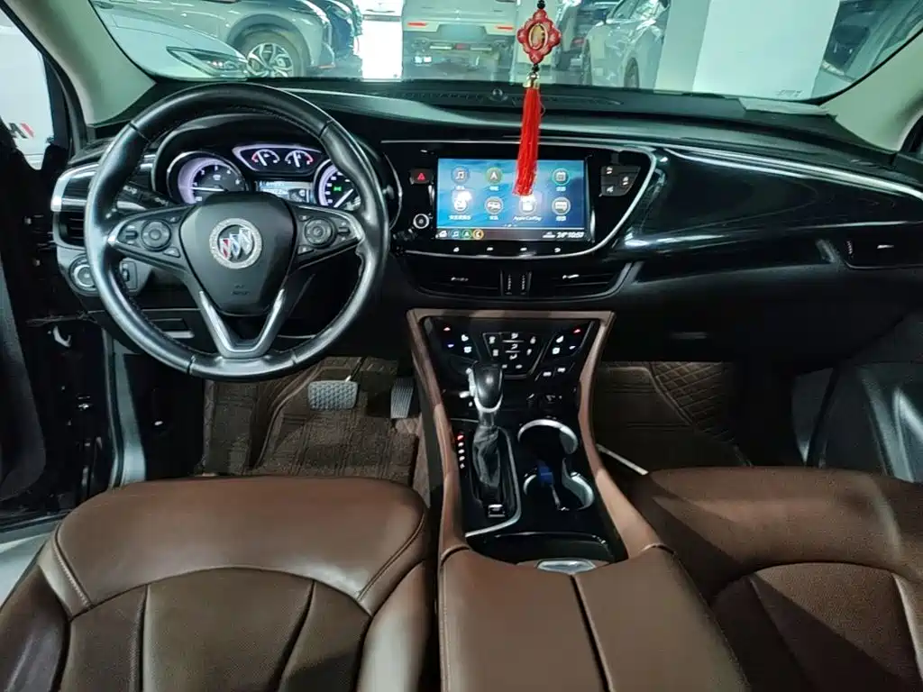 Фото 10 - Buick Envision Plus