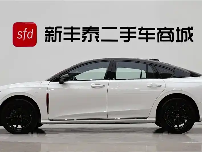 Hongqi H6 2025 Model 2.0T Fashion Edition фото 4