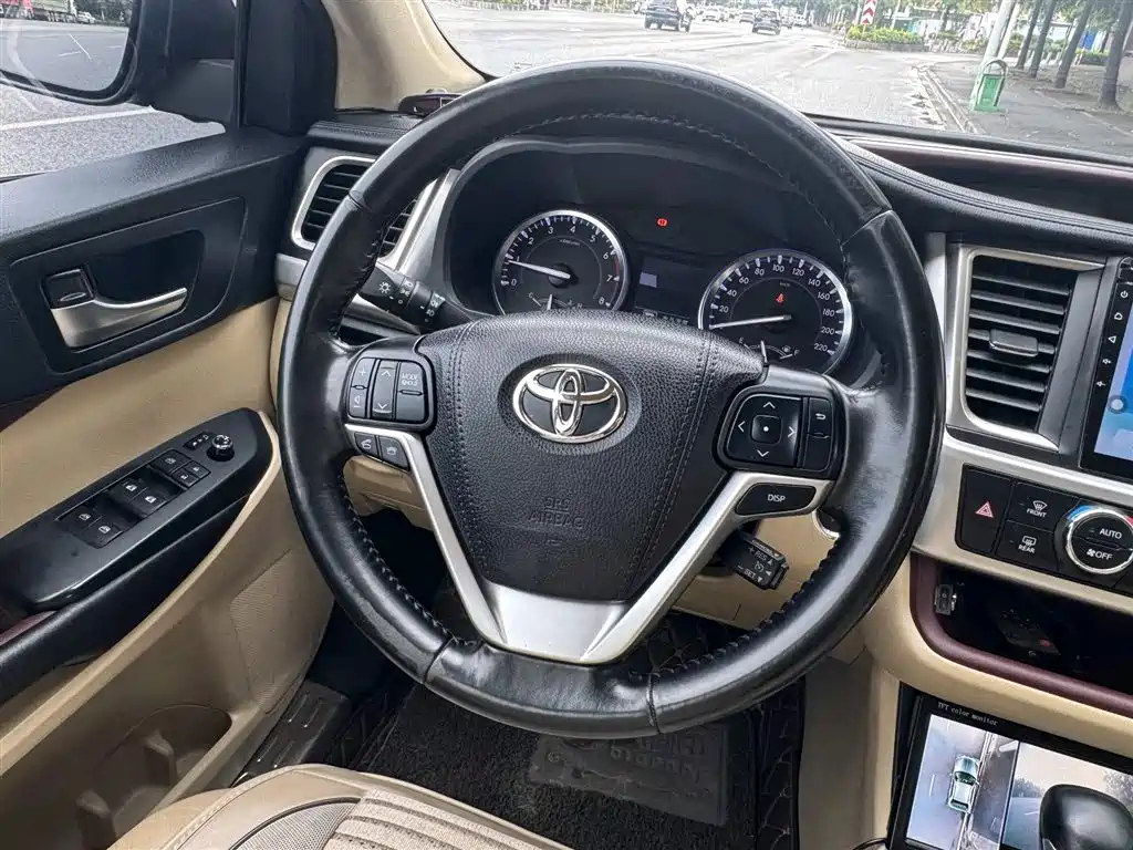 Toyota Highlander 2015 2.0T AWD Luxury Edition 7-seater фото 9