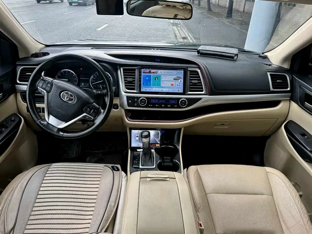 Toyota Highlander 2015 2.0T AWD Luxury Edition 7-seater фото 3