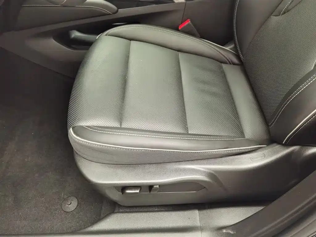 BUICK ANGKEWEI PLUS