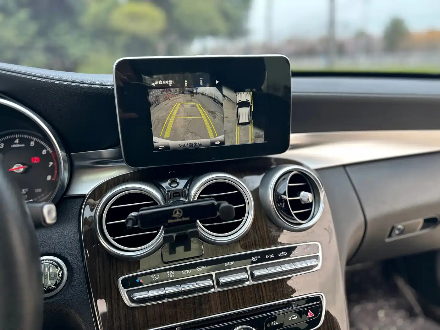 Mercedes-Benz C-Class 2016 C 180 L Sport фото 12