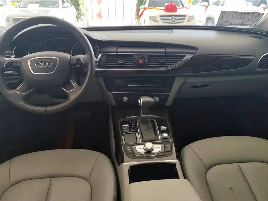 Audi A6L 2012 30 FSI Luxury фото 12