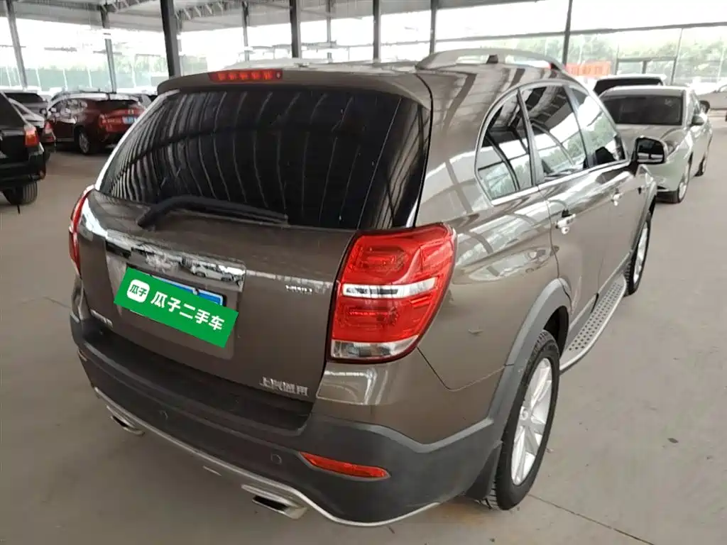 Chevrolet Captiva 2017 2.4L 4WD Flagship Edition 7-Seater фото 7
