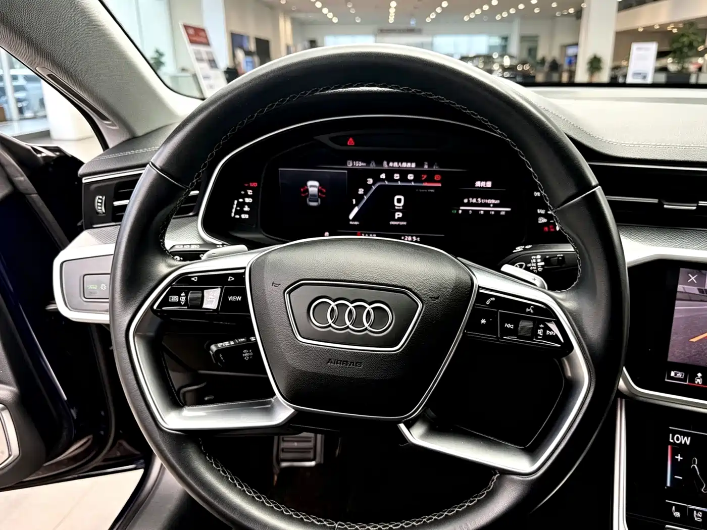 Audi A7L 2024 45TFSI quattro S-line Vision Edition Crystal Package фото 11