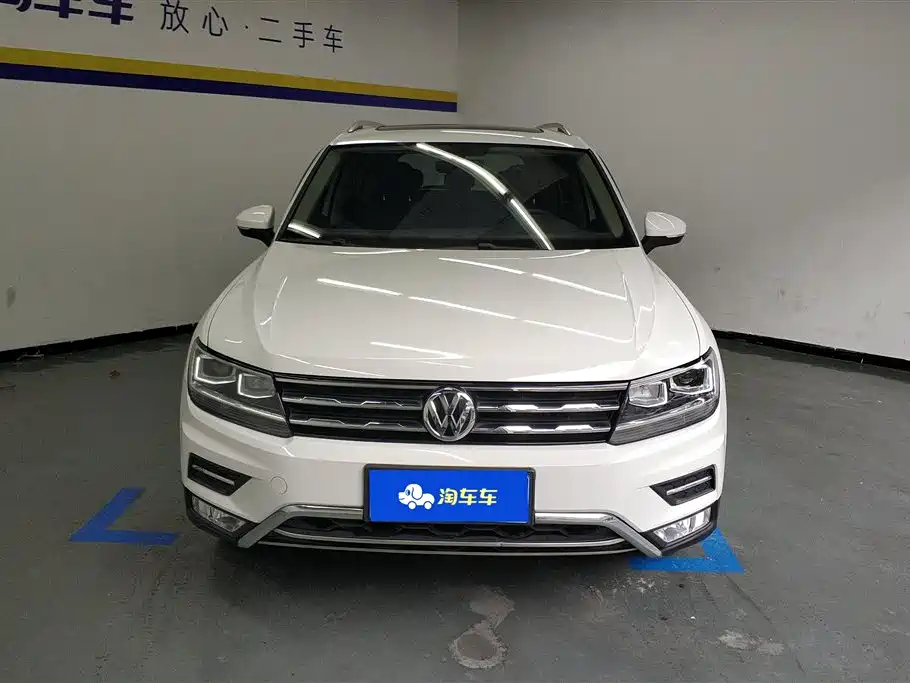 Volkswagen Tiguan L 2017 330TSI Automatic 2WD Luxury Edition фото 2