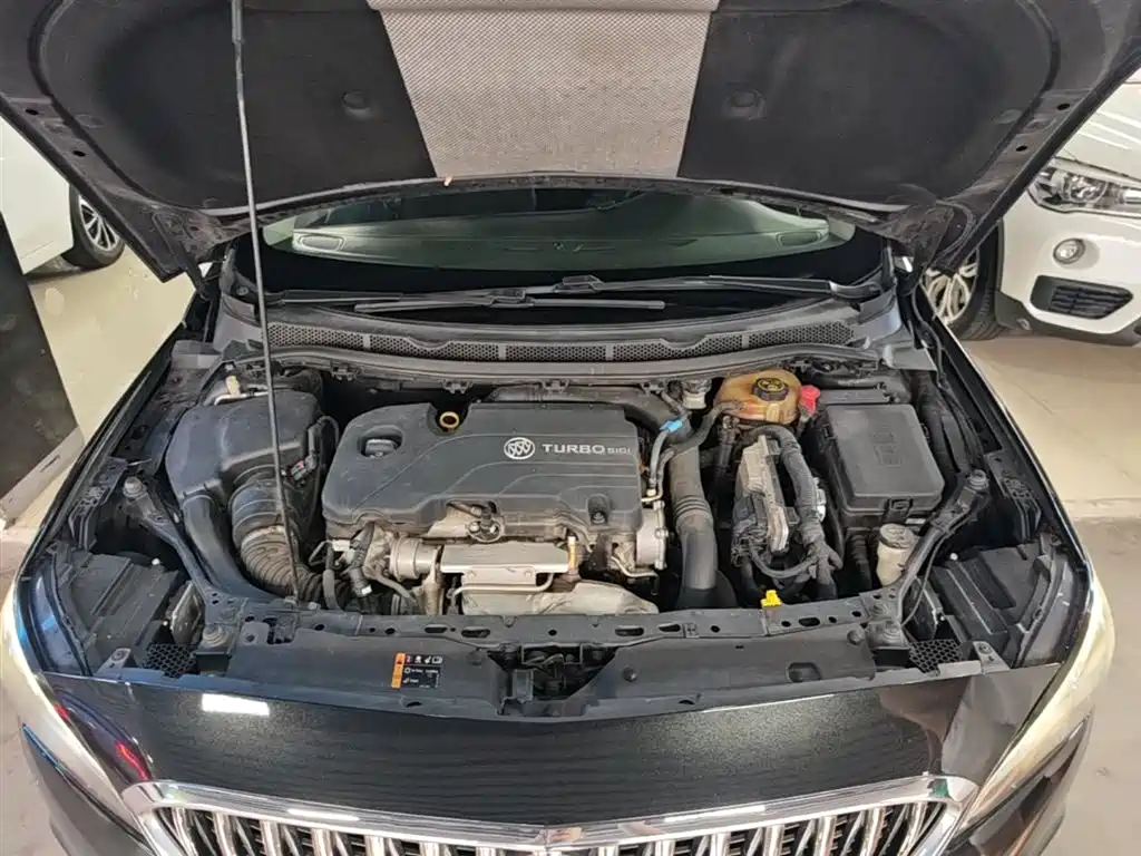 Buick Verano 2017 Sedan 20T DCT Leading фото 20