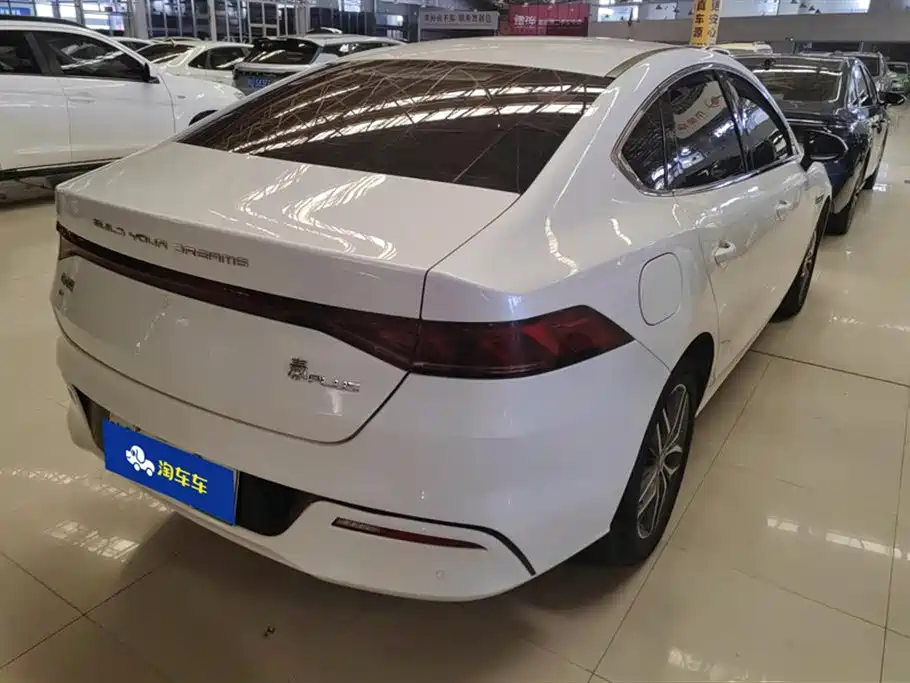 BYD Qin PLUS 2021 EV 400KM Luxury Model фото 3