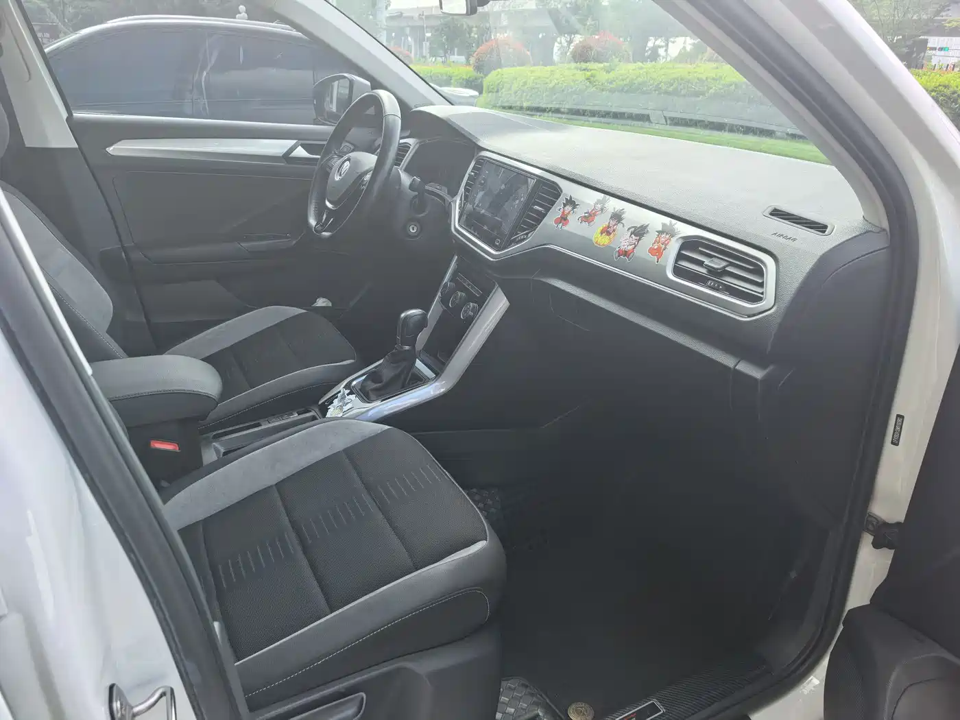 Volkswagen T-ROC 2022 280TSI DSG 2WD Elite PLUS фото 3