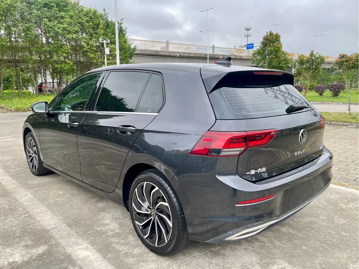 Volkswagen Golf 2021 280TSI DSG Pro Launch Edition фото 7