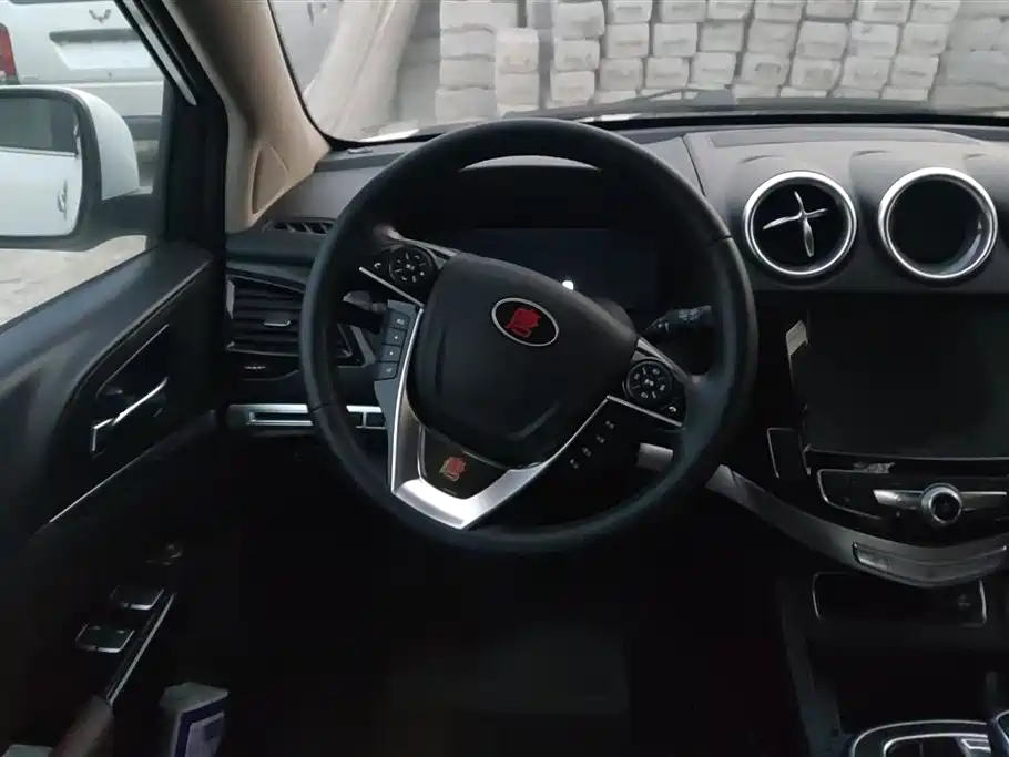 BYD Tang New Energy 2015 2.0T 4WD Flagship фото 15