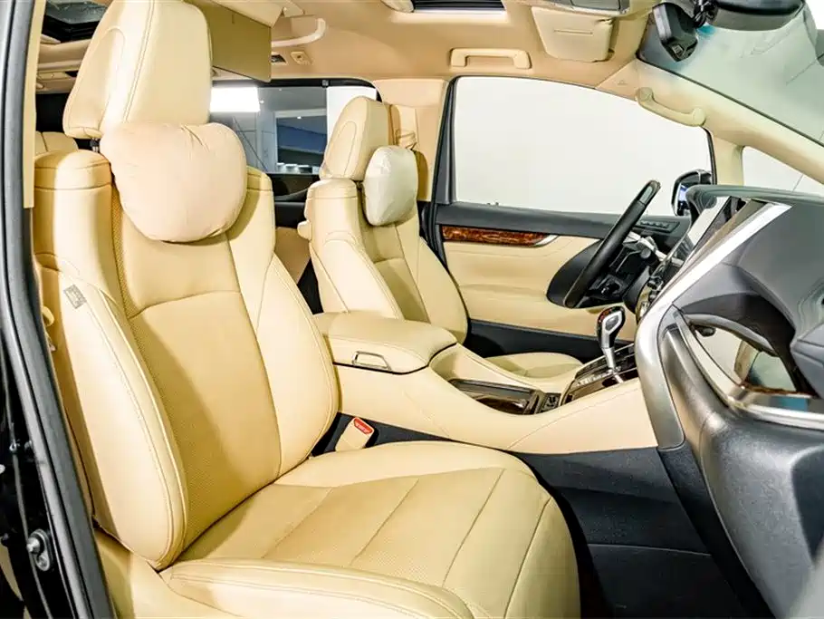 Toyota Alphard 2021 Hybrid 2.5L Luxury фото 23