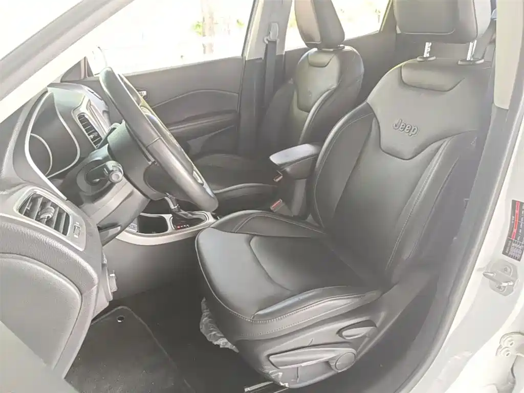 Jeep Compass 2019 2019 200T Auto Family-Connected Large Screen Edition