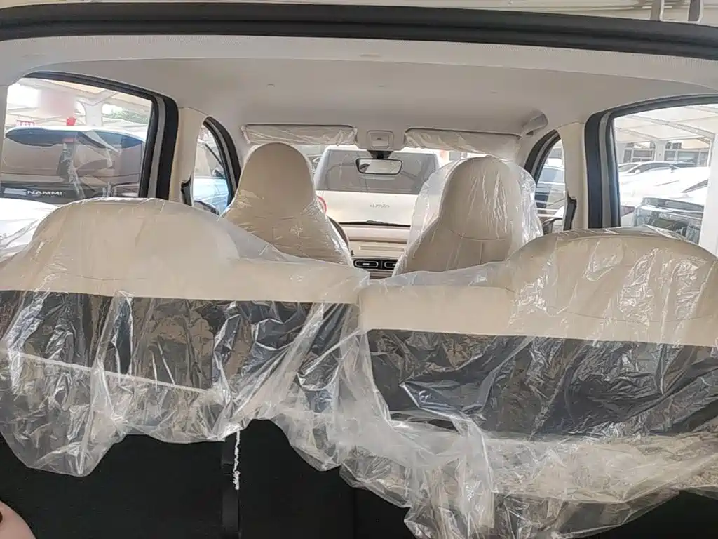 Wuling Motors Hongguang MINIEV 2026 2025 4-Door Advanced
