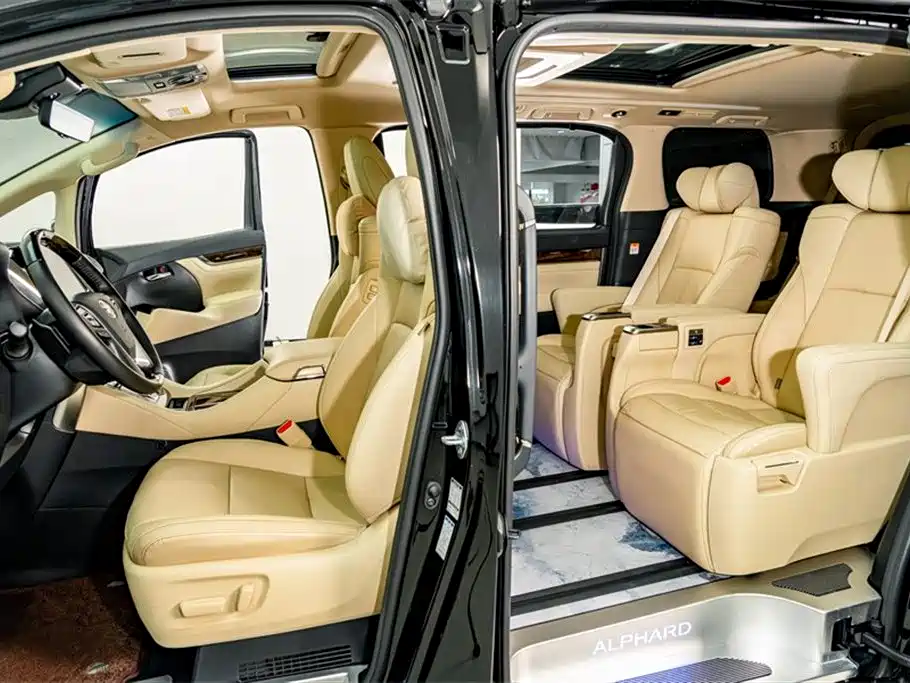 Toyota Alphard 2021 Hybrid 2.5L Luxury фото 19