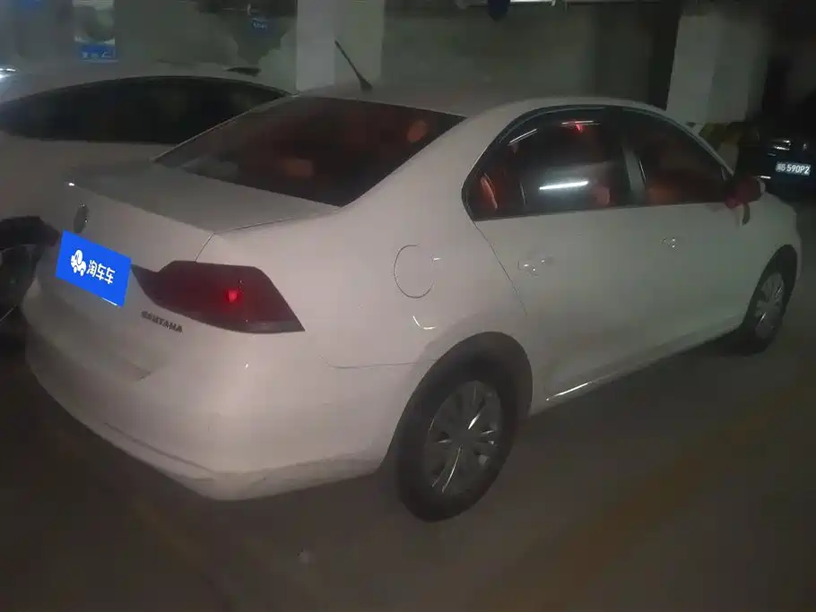 Volkswagen Santana 2018 1.5L Manual Trend Edition фото 3