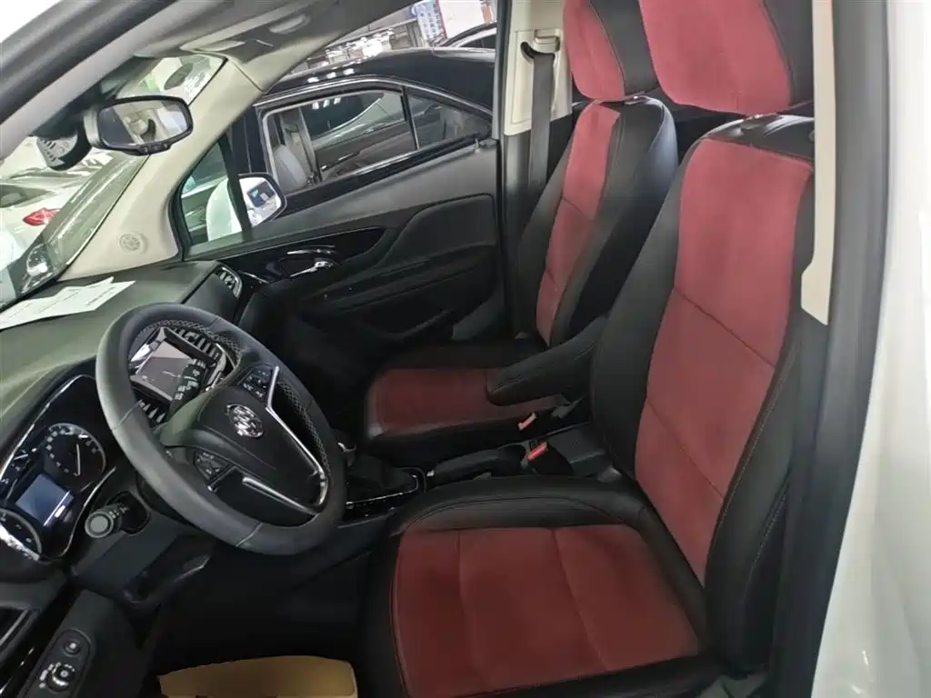 Buick Encore 2018 18T Automatic 2WD Urban Elite фото 15