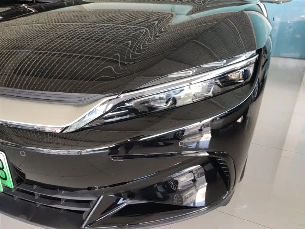 BYD Han 2025 DM-i 125KM Premium фото 24